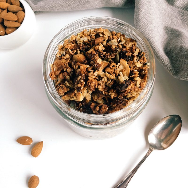 healthy-homemade-granola